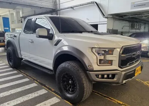 Ford F-150 Raptor 2017