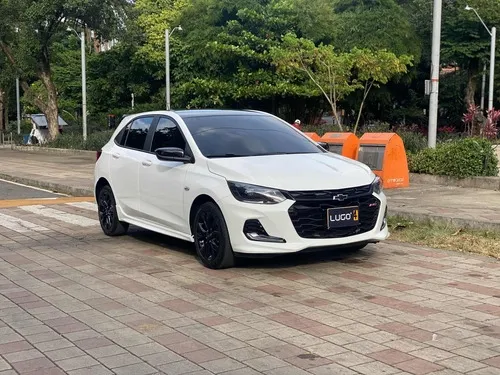 Chevrolet Ónix Rs Mecánico Único Dueno