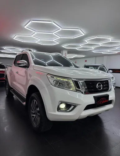 Nissan Np300 Frontier LE 2018
