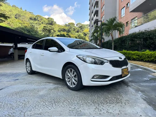 Kia Cerato Pro 1.600 mecánico 