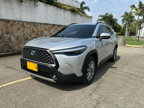 TOYOTA COROLLA CROSS HIBRIDA XEI 2023
