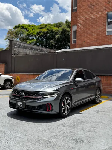 Volkswagen Jetta GLI