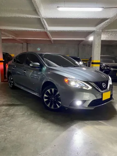 Nissan Sentra SR 2020