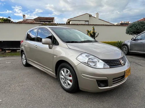 NISSAN TIIDA 2012 FULL