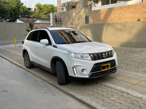 Suzuki Vitara Automática 4x2 modelo 2022