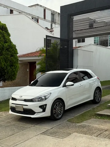 Kia Río Zénith HB AT 2022