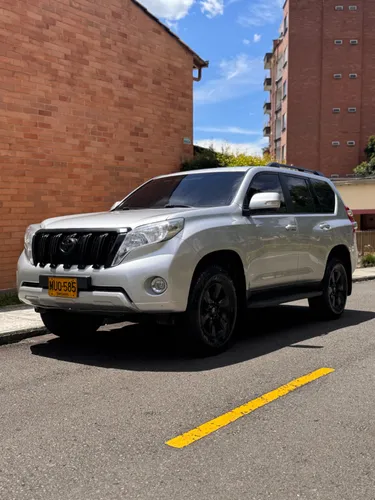 Toyota Prado TX DIÉSEL 