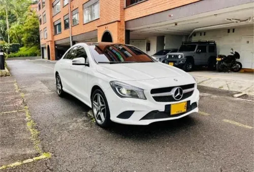 Mercedes Benz CLA180 AMG 2016