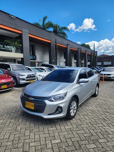 Chevrolet onix ltz 1.0 turbo