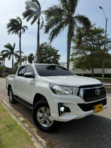 TOYOTA HILUX SRV DIÉSEL 2019 