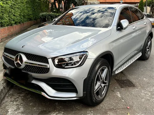 Mercedes Benz GLC 300e híbrida 