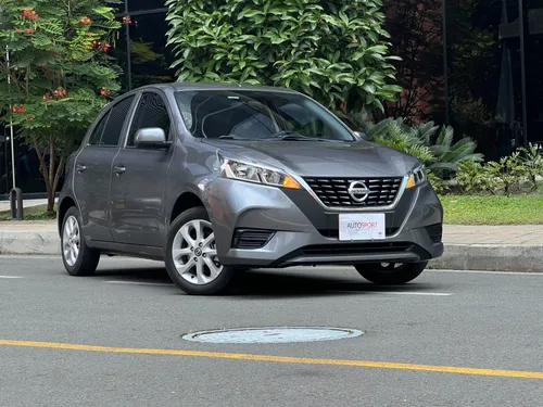 Nissan March Sense MT