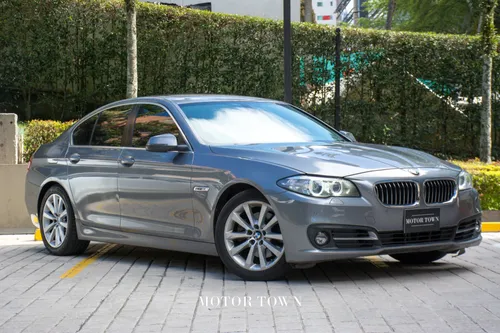 BMW 520i PREMIUM 2015