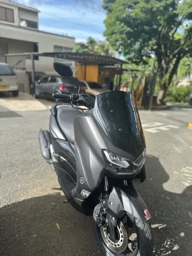 Yamaha Nmax connected