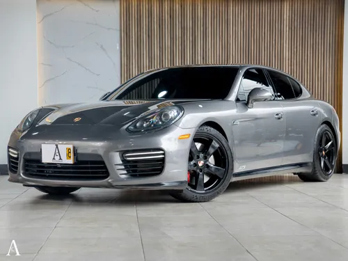Porsche Panamera GTS