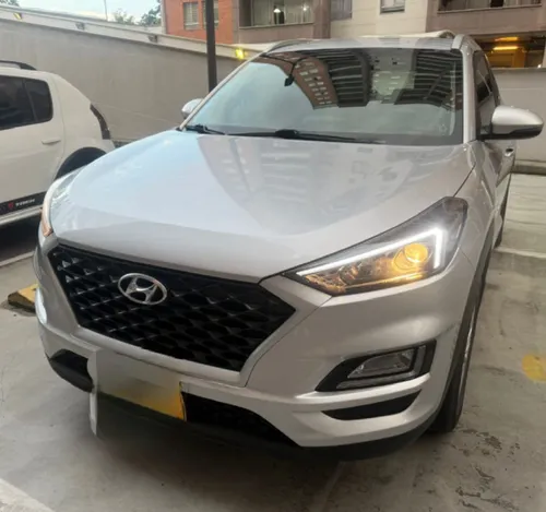 Hyundai Tucson advance automatica