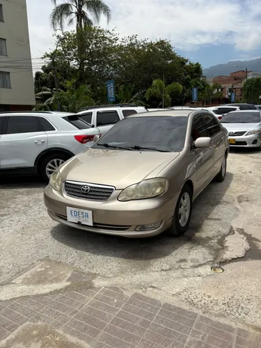 TOYOTA COROLLA 1.6 AT