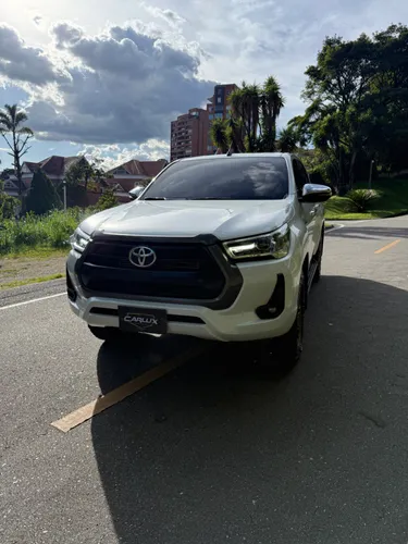 Toyota Hilux 2.4 AT 2022