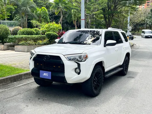 TOYOTA 4RUNNER 