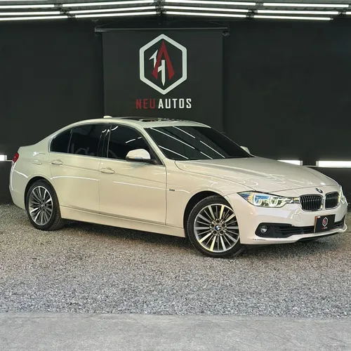 BMW 330i LUXURY 2017 