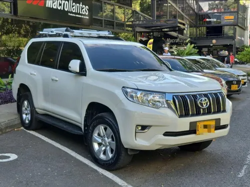 Toyota Prado 2023