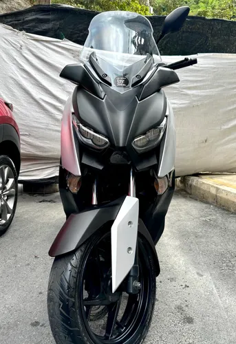 Yamaha XMAX 300 
