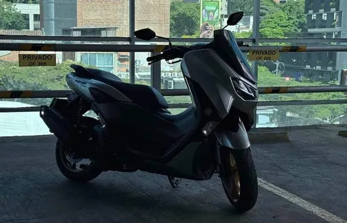 Yamaha NMAX Connected 2025