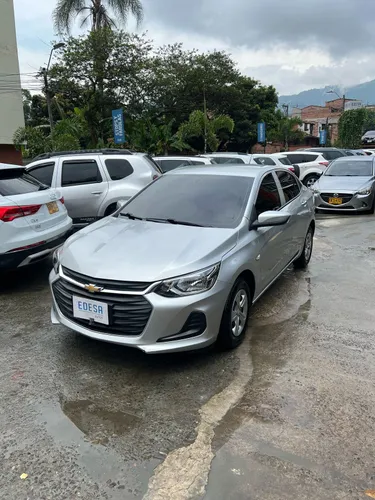 CHEVROLET ONIX LT