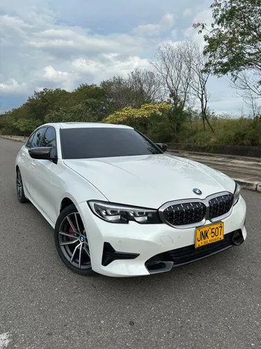 BMW 330i 2021 Negociable 