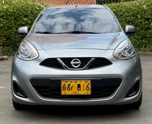 Nissan March 2015 automático 