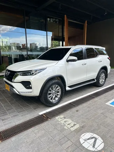 Toyota fortuner