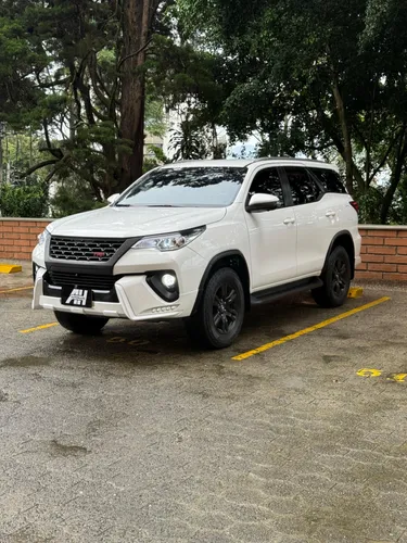 Toyota Fortuner SW4