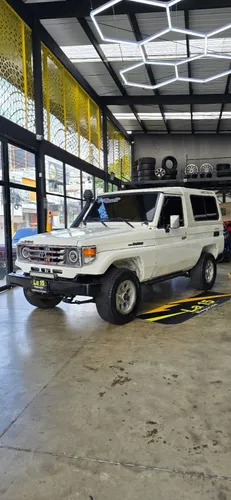 Toyota macho Land Cruiser 4.5 Fzj73