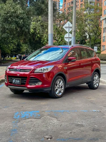 FORD ESCAPE TITANIUM