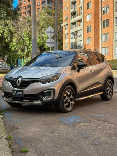 RENAULT CAPTUR INTENS