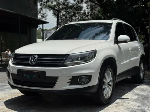 Volkswagen Tiguan Sport  Style 2012