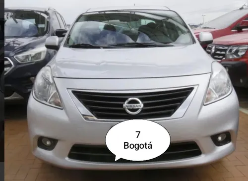 Vendo Nissan versa Advance