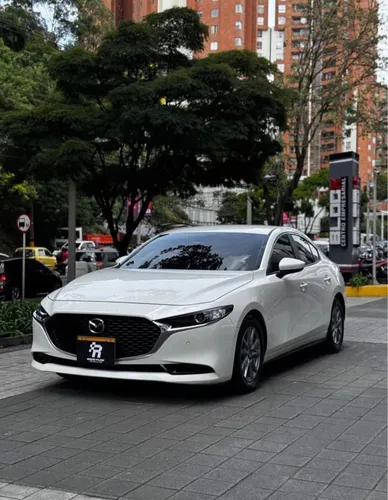 Mazda 3 Touring 2024
