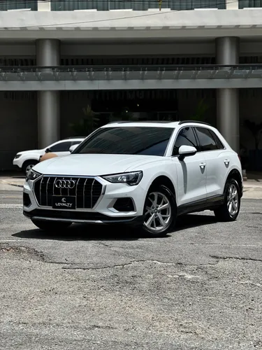 AUDI Q3 TFSI AMBITION