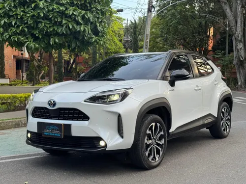 Toyota Yaris Cross XLS 2024