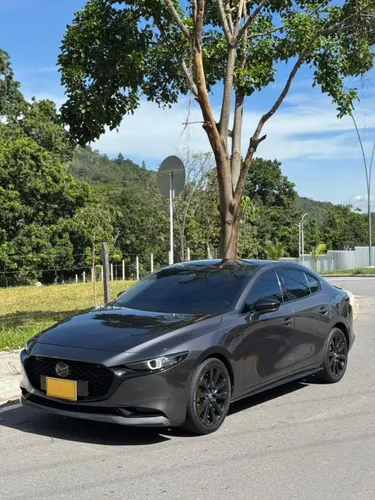 Mazda 3 GT 2022 automatico