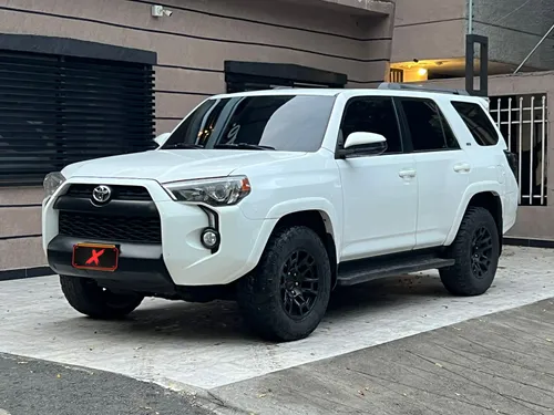 TOYOTA 4RUNNER SR5 2016