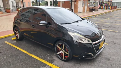 Peugeot 208 allure 2017 automático a gasolina