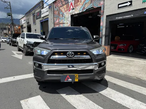 Toyota 4Runner Limited 2015 Versión Americana