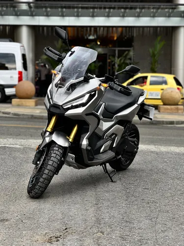 Honda X ADV 750