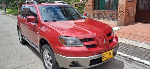 MITSUBISHI OUTLANDER 2003 4WD