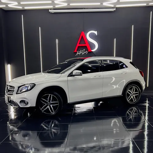 MERCEDES BENZ GLA 200 1.6 2019 AT