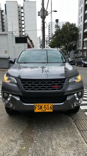 Toyota Fortuner Diesel 2.4 2019
