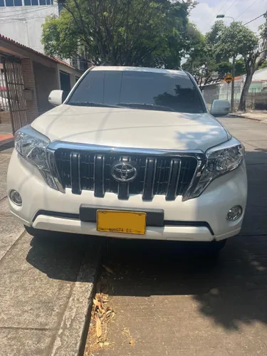 TOYOTA PRADO TXL 3.0 Diesel 2014 Version Full 