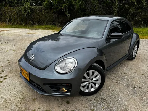 VOLKSWAGEN BEETLE 2.5 AUTOMATICO 2019